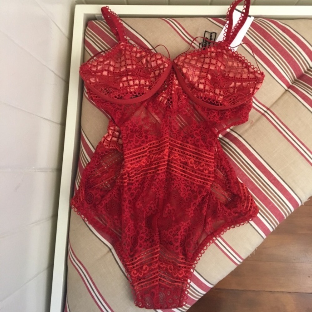 NWT For love & lemons Etienne lace bodysuit - Picture 5 of 8